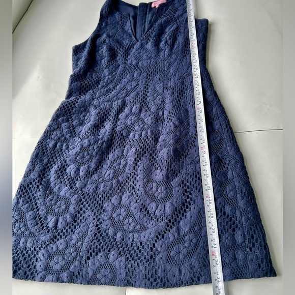 LILLY Pulitzer Augusta Shift Dress 2 navy lace - Picture 8 of 10